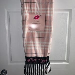 NWT Betsey Johnson Plaid Picnic Throw Blanket